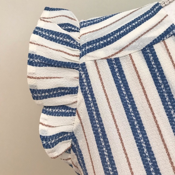 Nwot Monteau Los Angeles striped peplum wrap top - Picture 3 of 12